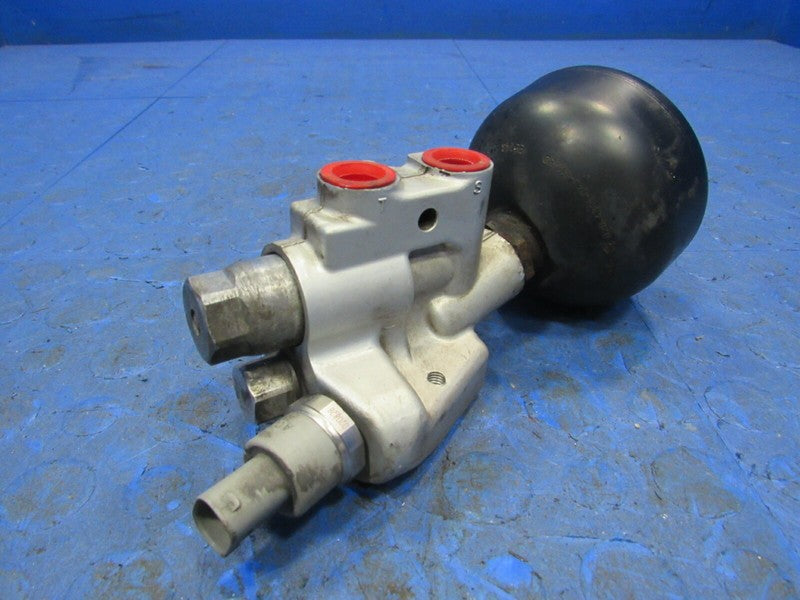 03-06 Mercedes CL55 SL55 ABC Hydraulic Suspension Relief Valve Reservo