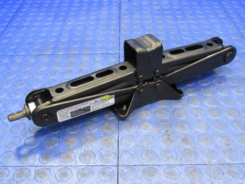 17-20 Acura MDX / 16-22 Honda Pilot 17" Spare Tire Wheel Jack Tool Kit