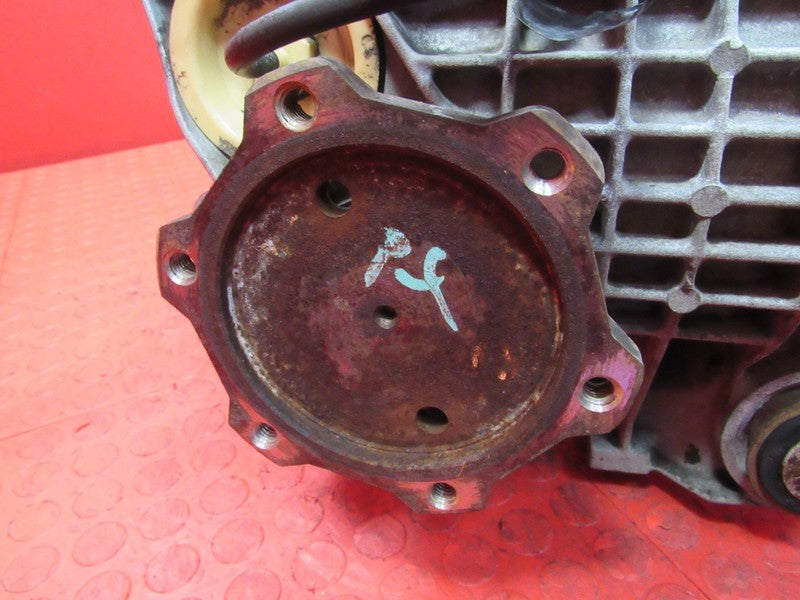99-06 Silverado Sierra 1500 Front Axle Differential Carrier GT5 4.10 1