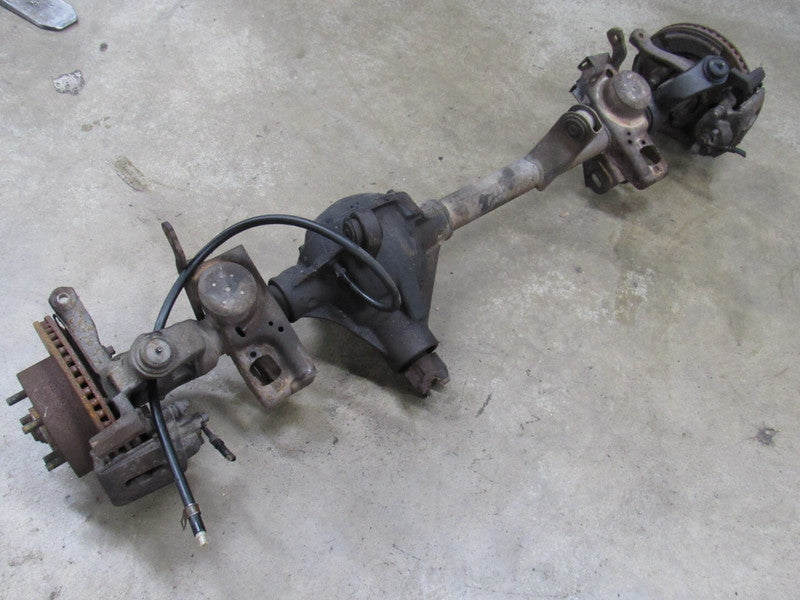 97-06 Jeep Wrangler TJ Dana 30 Front Axle Differential 3.73 w/oABS LHD