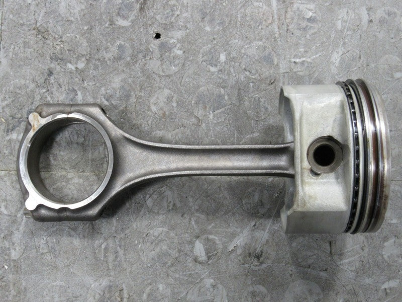 01-02 Mercedes-Benz S600 CL600 5.8L V12 M137 Piston & Rod Assembly 212