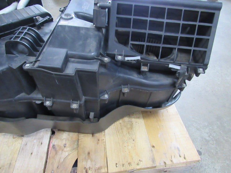 03-07 Hummer H2 HVAC Dash Heater AC Blower Motor Fan Box Assembly 3589