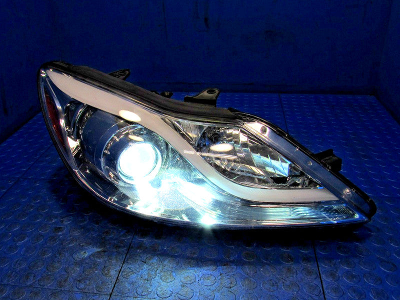 12-14 Genesis Sedan 3.8L Right Passenger HID Xenon Headlight Head Ligh