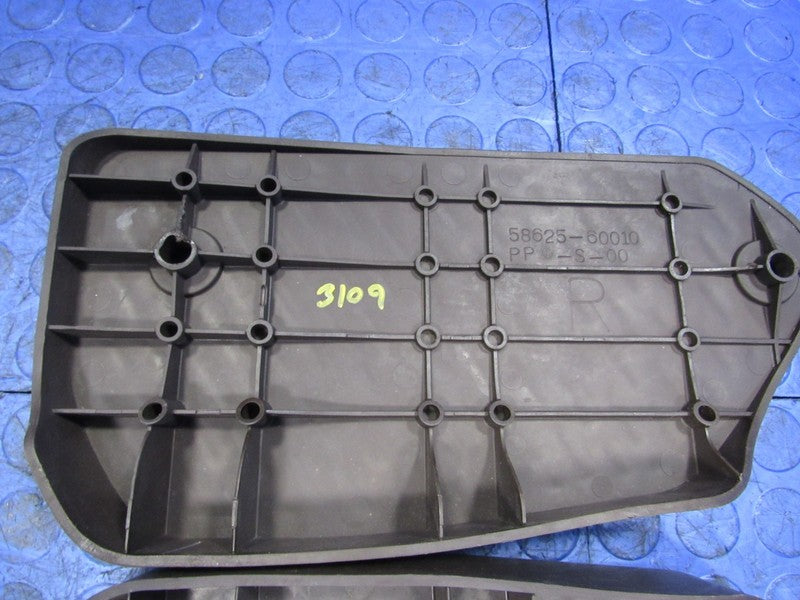 91-97 Land Cruiser LX450 FJ80 FZJ80 Left Right Rear Foot Step Plate Br