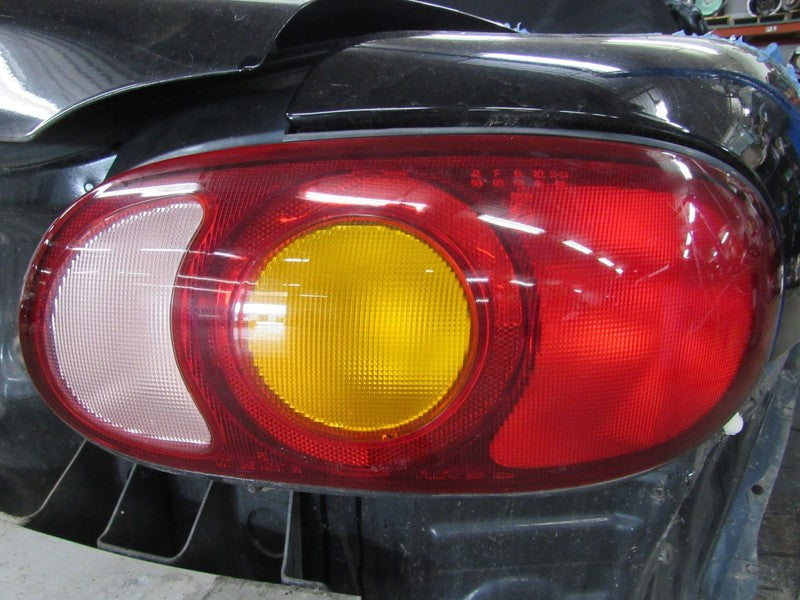 99-00 Mazda Miata MX-5 NB1 Right RH Passenger Side Taillight Tail Ligh