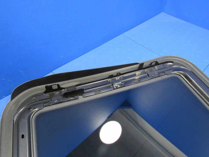 06-11 ML320 ML350 ML450 W164 Sunroof Moonroof Sun Moon Roof Glass Pane
