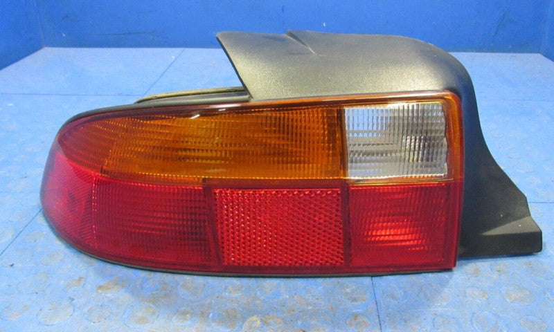 96-99 BMW Z3 Roadster Left LH Driver Side Taillight Tail Light Lamp OE