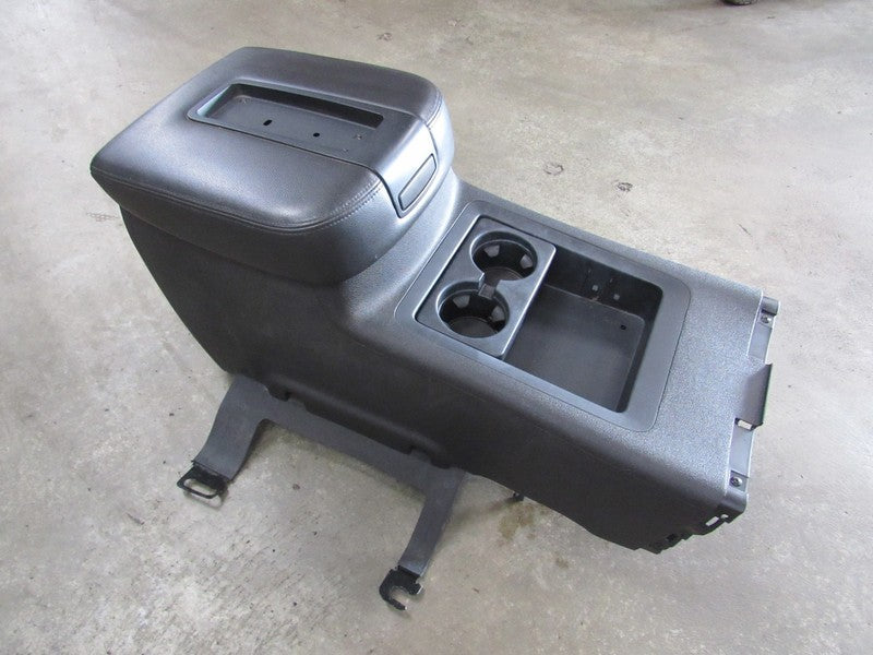 08-14 Silverado Sierra Yukon Tahoe Center Console Cup Holder Armrest B
