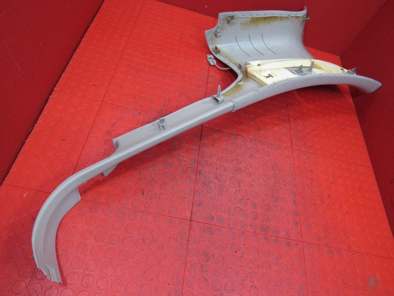 05-06 Escalade Platinum Right Passenger C Pillar Panel Cloth Covered M