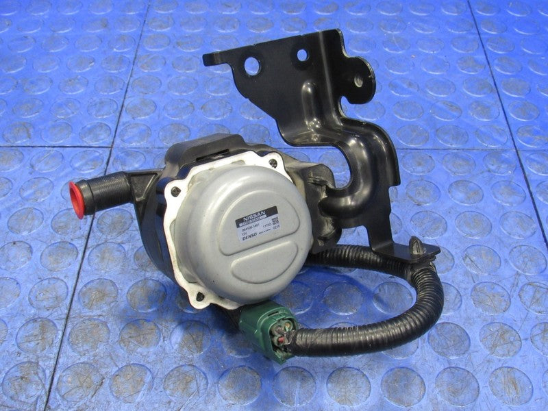16-24 Infiniti Q50 / 17-22 Q60 3.0T VR30DDTT Auxiliary Engine Water Pu