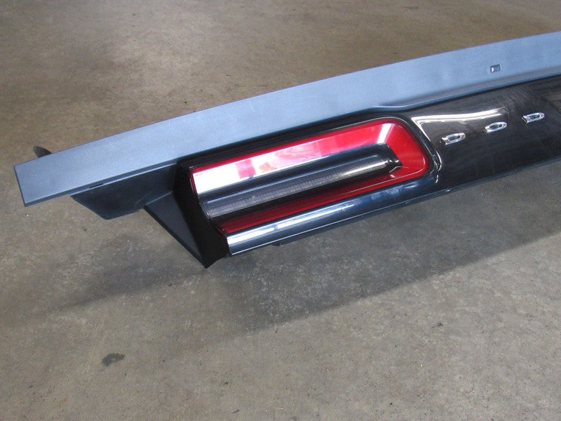 15-23 Dodge Challenger Center Trunk Taillight Tail Light Lamp Finish P