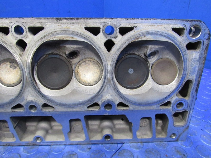 05-07 Silverado Sierra 1500 L33 799 Cathedral Port Cylinder Heads Pair