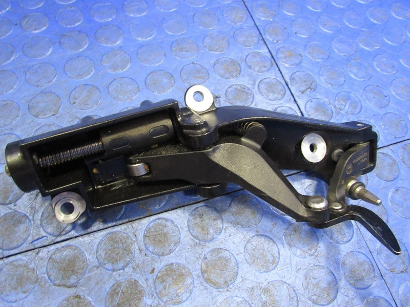 03-08 BMW Z4 Roadster E85 Convertible Top Front Latch Latches Lock Pai