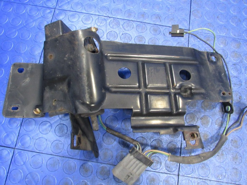 98-02 Pontiac Trans Am Firebird Front Left Right Headlight Bracket Mot