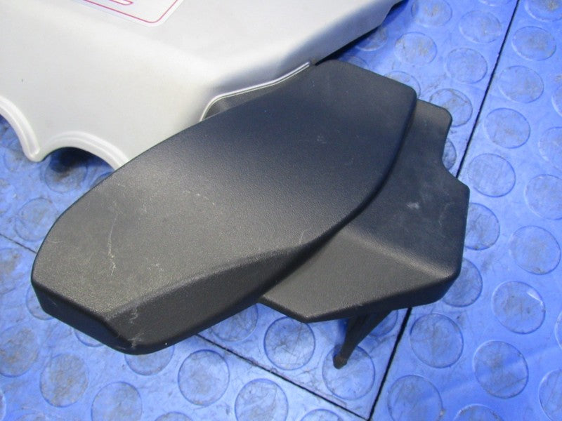 02-06 Acura RSX Type S Intake Manifold Engine Ignition Coil Pack Cover