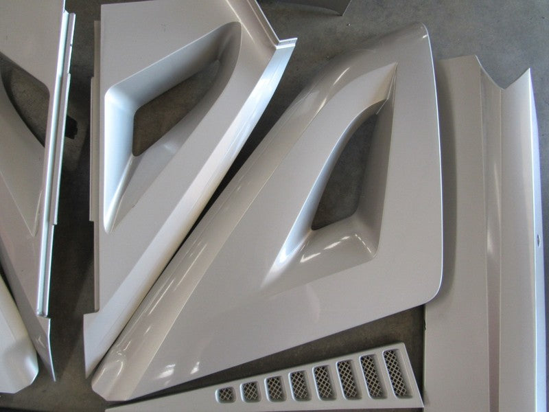 02-13 Escalade EXT Avalanche Smooth Bed Cladding Trim Panel Conversion