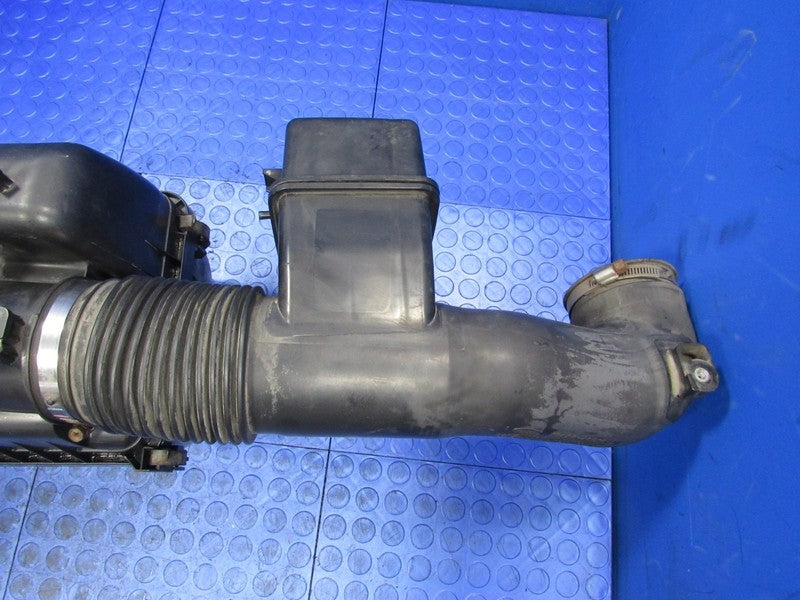 05-07 Toyota Sequoia Tundra 4.7L Intake Tube Air Box Filter Assembly 0