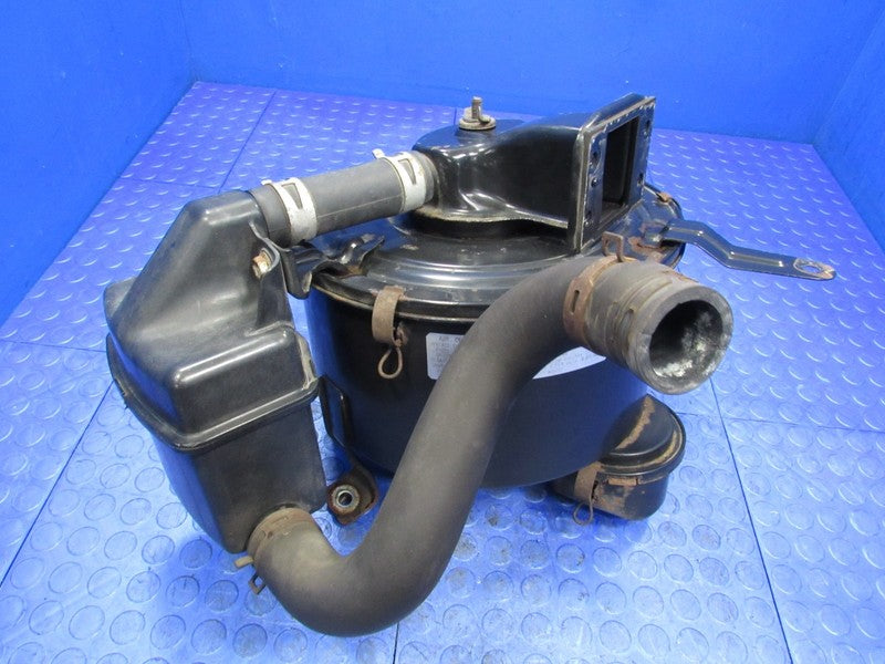 93-95 Toyota Land Cruiser FZJ80 4.5L 1FZ-FE Air Cleaner Box 17700-6608