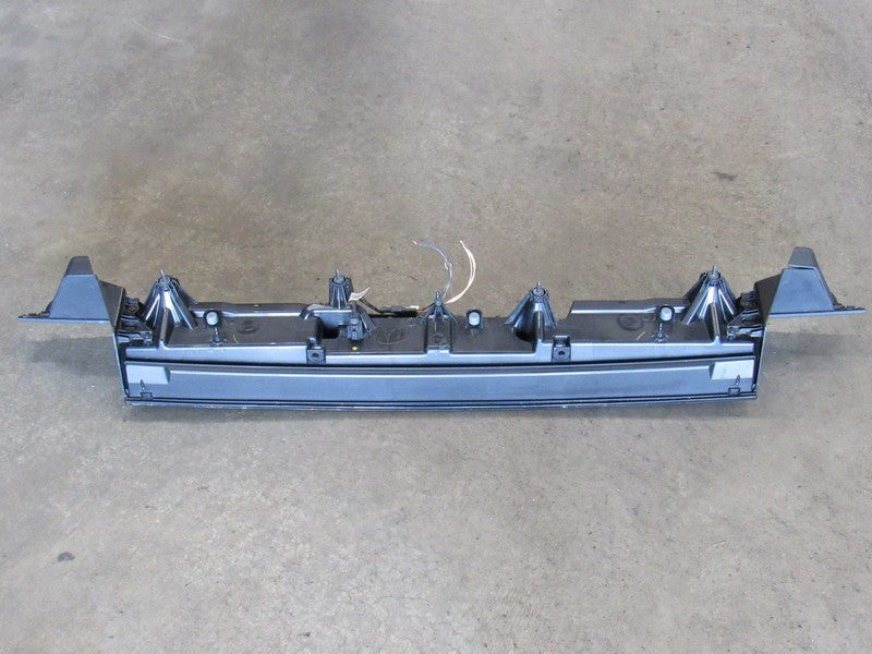 15-23 Dodge Challenger Center Trunk Taillight Tail Light Lamp Finish P