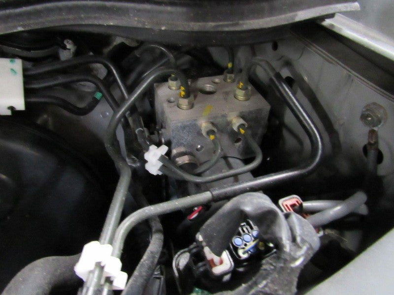 03-07 350Z G35 ABS Anti Lock Brake Pump P/N 47600-AM400