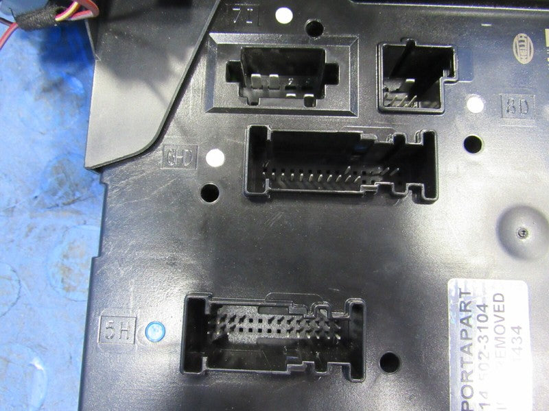 11-15 Mercedes C300 C350 C63 Rear SAM Signal Acquisition Module 204901