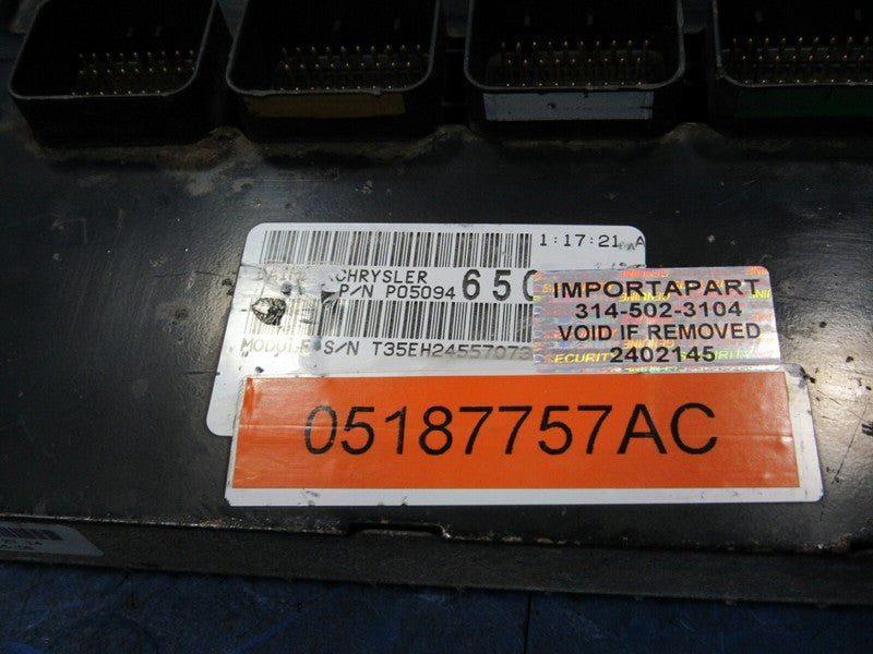 06 Caravan Town & Country 3.3 ECU ECM PCM Engine Computer 757 05187757