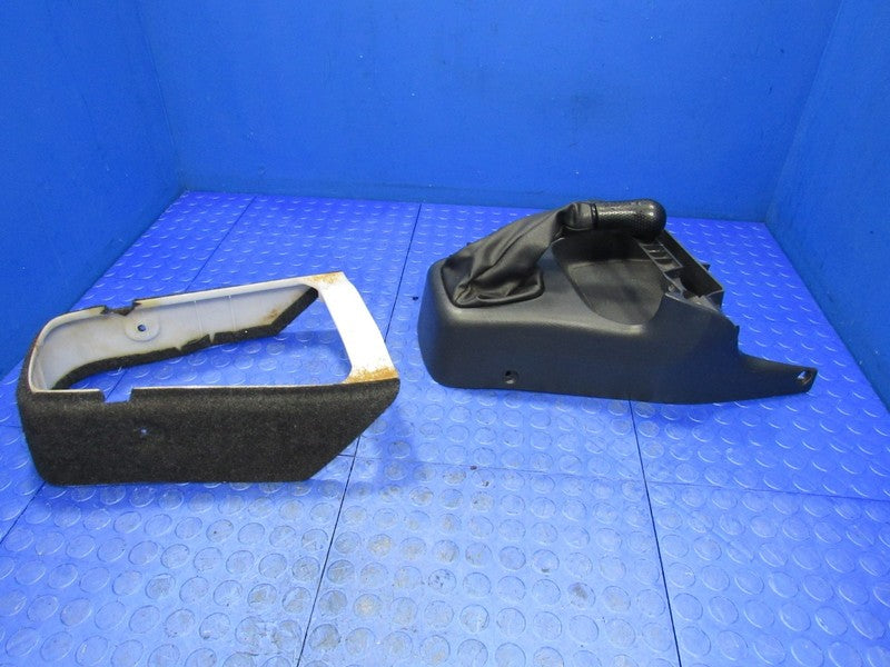 99-01 Honda CRV CR-V 5MT Manual Shifter Bezel Assembly 83401-S10-A01ZB