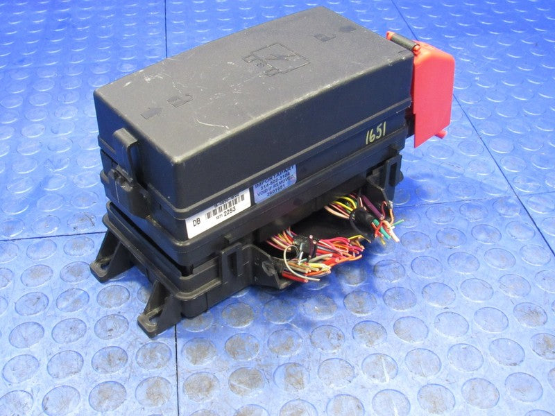 08-11 Cadillac DTS Buick Lucerne Cabin Under Seat Interior Fuse Relay 