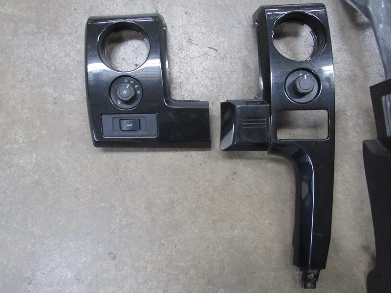 11-12 Ford F150 Harley Davidson Center Floor Console Shifter Armrest S