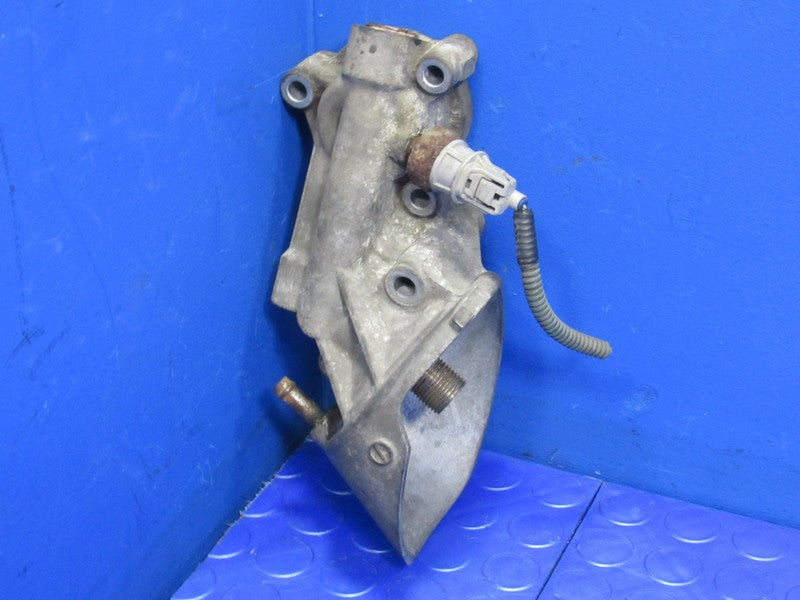 03-09 4Runner / 05-15 Tacoma 4.0L V6 1GR-FE Oil Filter Housing Bracket