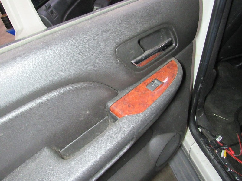 10-13 Silverado Avalanche Escalade ESV Left LH Driver Rear Door Trim P