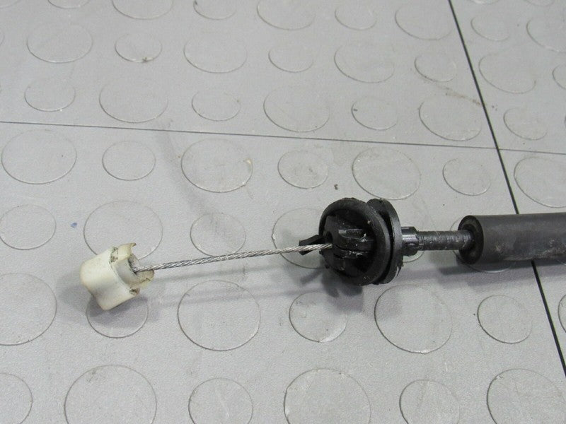 90-93 Mazda Pickup Truck B2200 B2600 Cruise Control Actuator Cable Ass