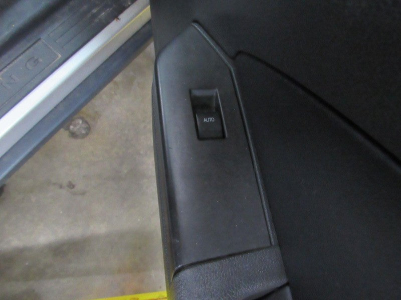 10-12 Ford Mustang Right RH Passenger Side Front Door Trim Panel Black