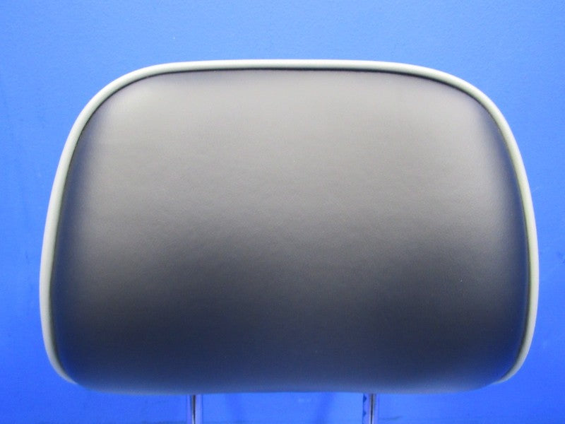 11-13 Jeep Grand Cherokee WK2 Front Active Headrest Leather Black 6763