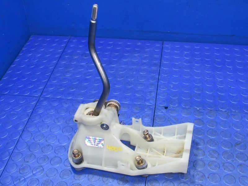 98-01 Honda CRV CR-V 5MT Manual Shifter Change Lever Assembly 54100-S1