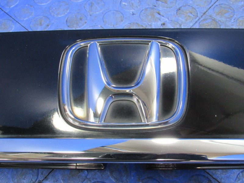 12-14 Honda CRV Rear Tailgate Upper Garnish Molding Trim Panel Emblem 
