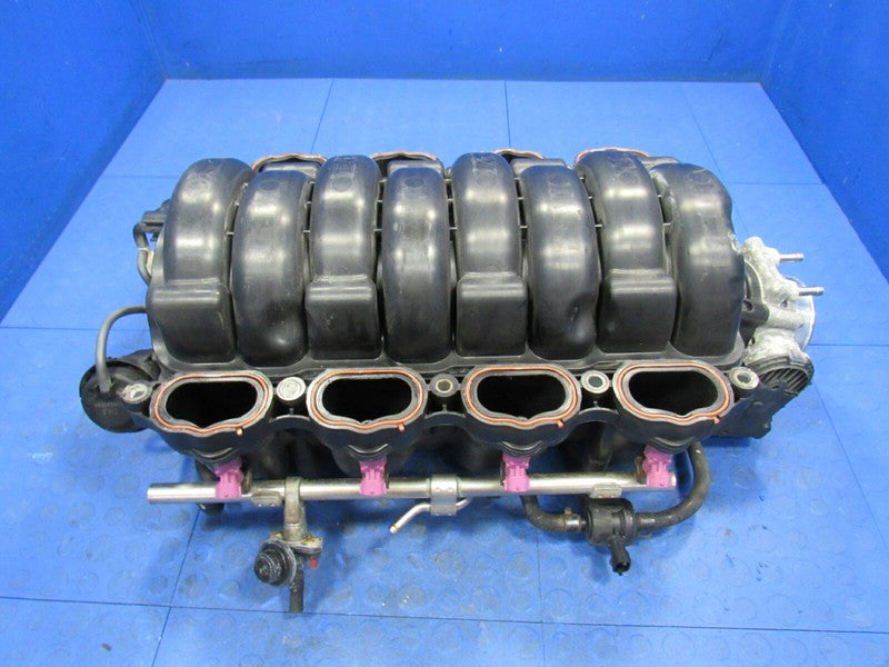 10-12 Hyundai Genesis Sedan 4.6L V8 Intake Manifold Fuel Rail Injector