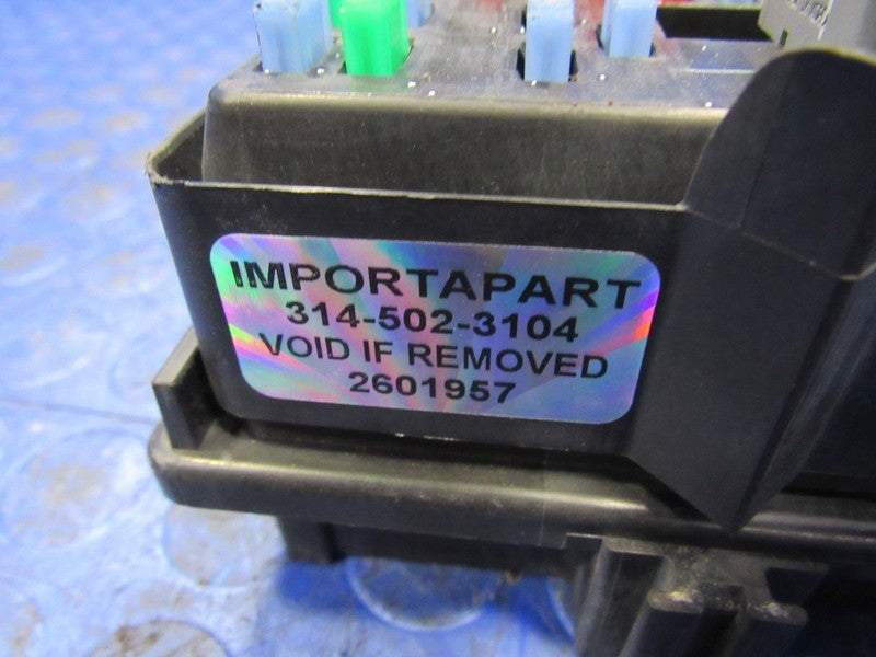 03-07 Hummer H2 Silverado Sierra Tahoe Engine Fuse Panel Relay Box 152