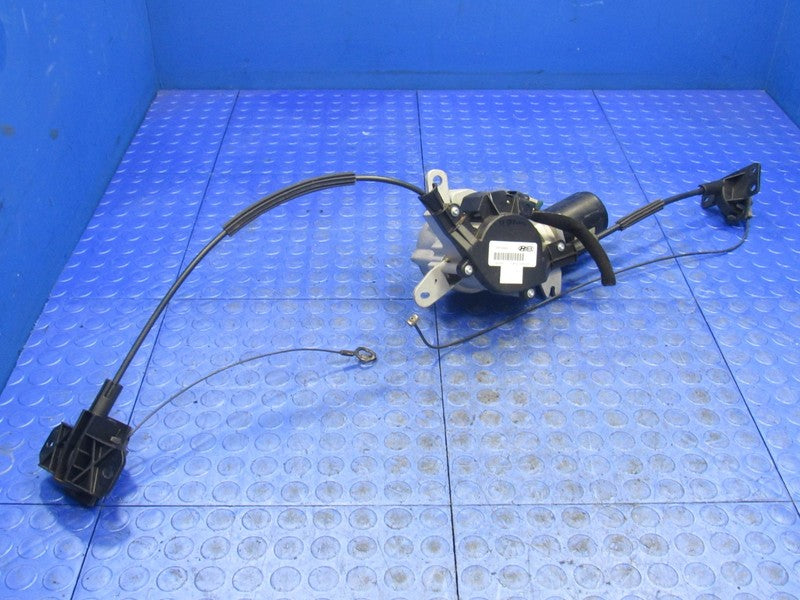 15-21 Kia Sedona Rear Driver Side LH Sliding Power Door Motor Assembly
