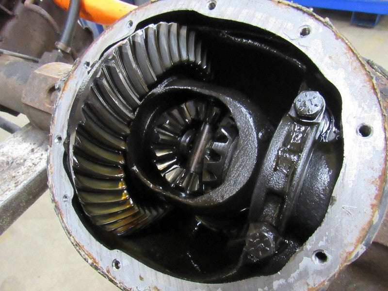 03-06 Jeep Wrangler TJ Dana 35 Rear End Axle Differential 3.73 w/o ABS