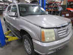 05-06 Escalade ESV EXT Right RH Passenger Side Headlight Head Light La