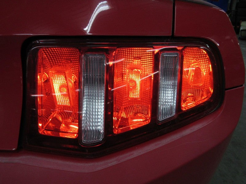 10-12 Ford Mustang Right RH Passenger Side Taillight Tail Light Lamp