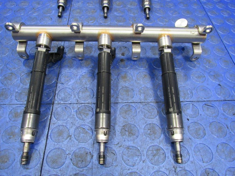 18-23 Audi S4 A5 S5 A6 A7 S7 A8 SQ5 Q7 Q8 3.0L V6 Fuel Rail & Injector