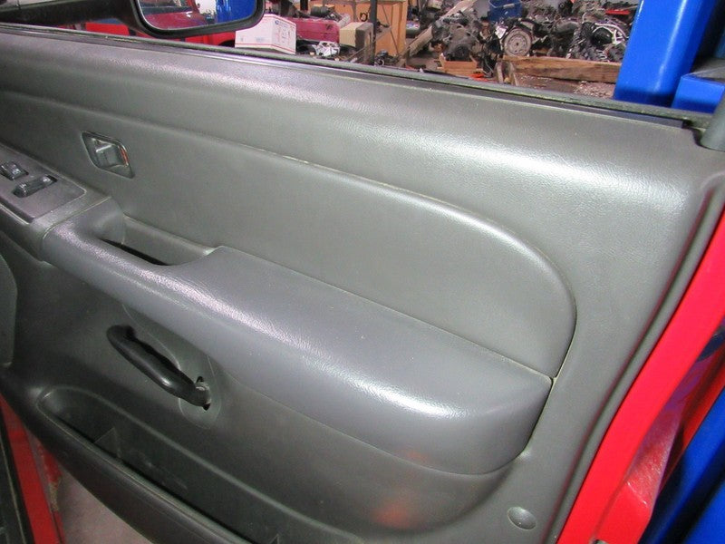 06-07 Silverado Sierra Right RH Passenger Side Front Door Trim Panel D