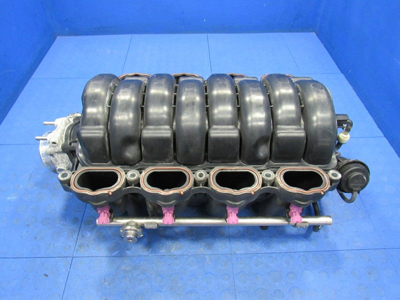 10-12 Hyundai Genesis Sedan 4.6L V8 Intake Manifold Fuel Rail Injector