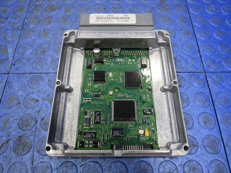 02 Ford F350 6.8L V10 AT ECU ECM PCM Engine Computer LRO3 2C4A-12A650-