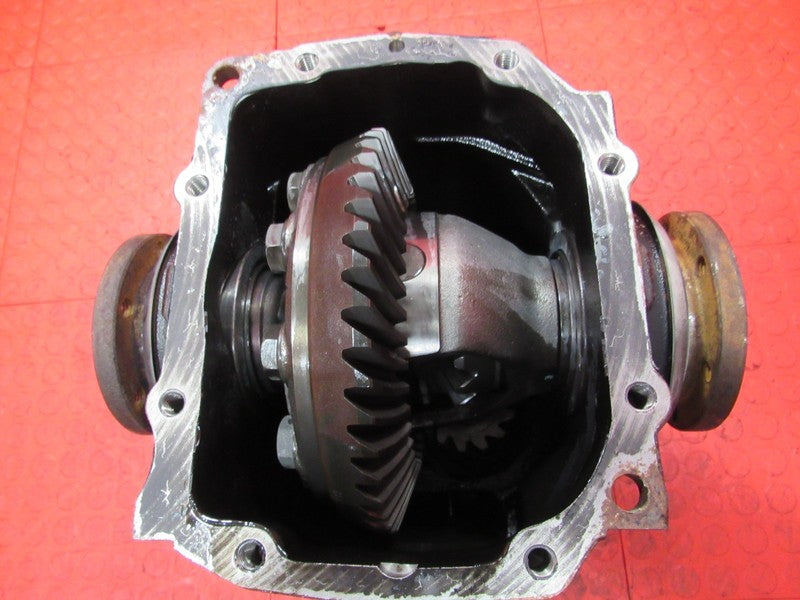 01-06 BMW 330i/Ci E46 3.38 Ratio Rear Differential Carrier Open AT 106