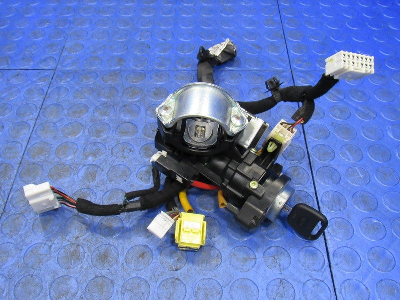 14-19 Kia Soul Ignition Switch Door Lock Cylinder Key Column Cover Shr
