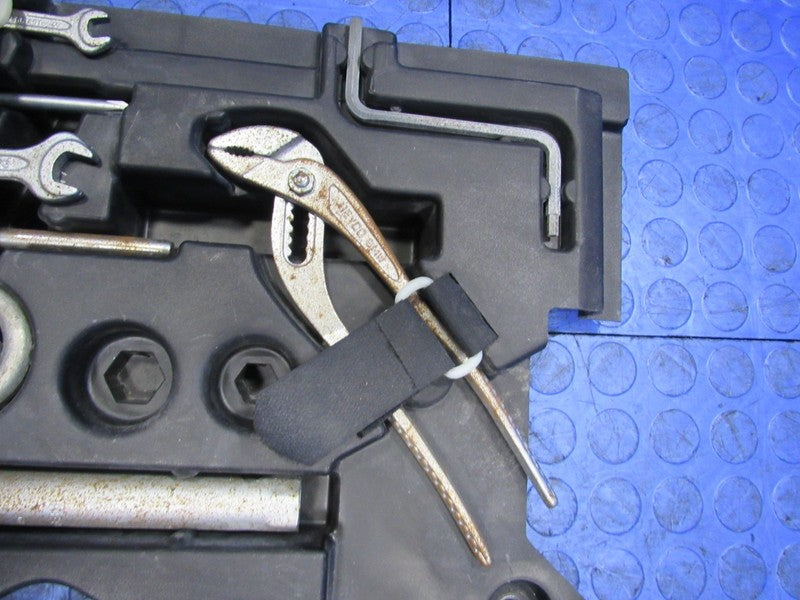 99-02 BMW Z3 Coupe Emergency Spare Tire Jack Tool Kit Wrench Tray OEM 