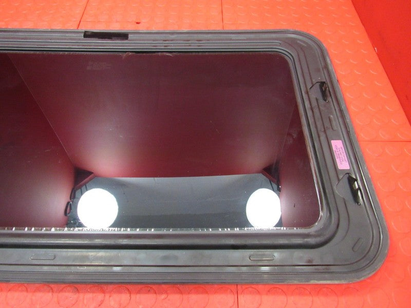 00-06 Yukon Tahoe Suburban Sunroof Moonroof Sun Moon Roof Glass Panel 